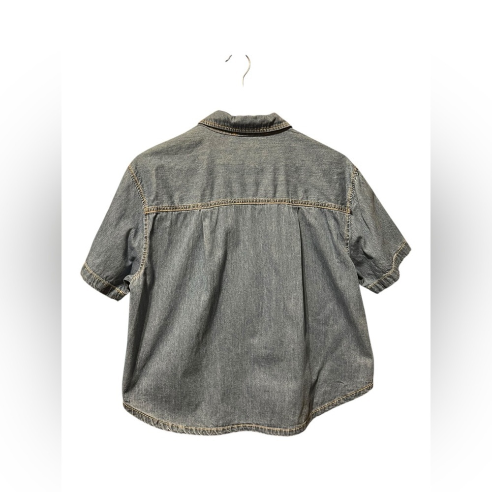Jane & Delancey Denim Button-Up Top – Small - Picture 3 of 6